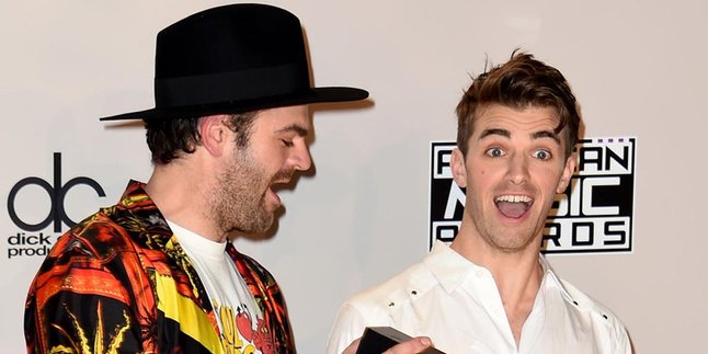 Cara The Chainsmokers Tanggapi Haters: Nggak Perlu Ambil Pusing