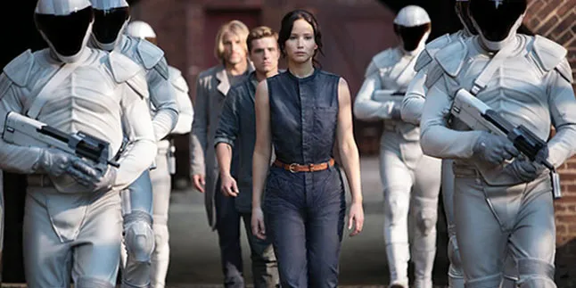 'CATCHING FIRE' Rilis Trailer Final Yang Super Seru