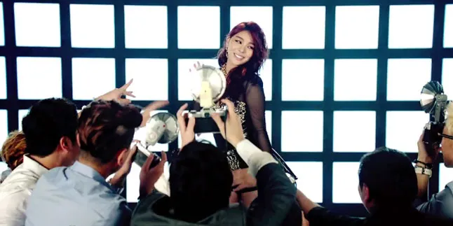 Cedera Pergelangan Kaki, Ailee Tetap Tampil Untuk Comeback