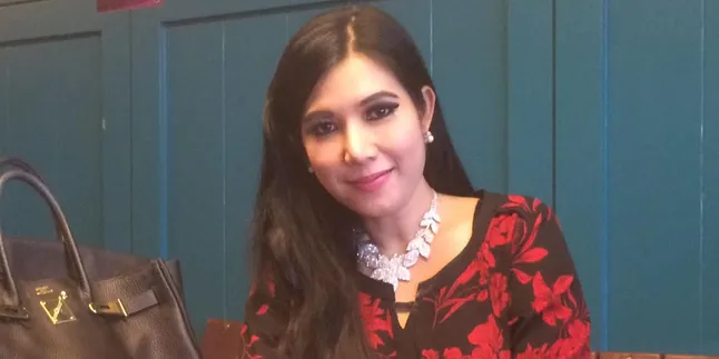 Cerai Dari Vokalis Dadali, Wanita Cantik Ini Move On Lewat Bisnis