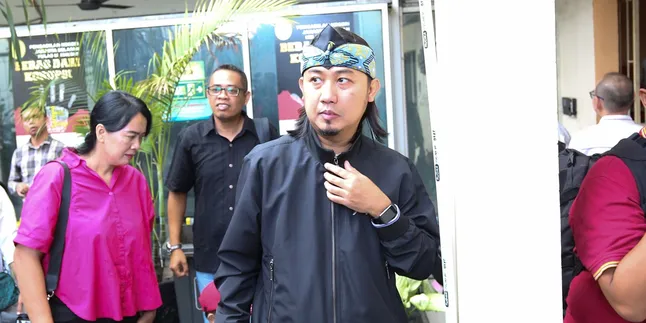 Cerita Ade Jigo Tanah Keluarganya Mau Diambil Orang, Curiga Ada Kaitannya dengan Mafia Tanah Cerita Ade Jigo Tanah Keluarganya Mau Diambil Orang, Curiga Ada Kaitannya dengan Mafia Tanah
