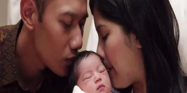 There's a Story Behind Annisa Pohan Giving Birth to Almira 17 Years Ago, It Made Her Panic and Nervous