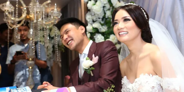 Cerita Fendy - Stella Menikah Dengan Bridesmaid Melody & Nabilah