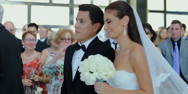 Cerita Marissa Nasution, Pengantin Baru Warren Conrad Cerita Marissa Nasution, Pengantin Baru Warren Conrad