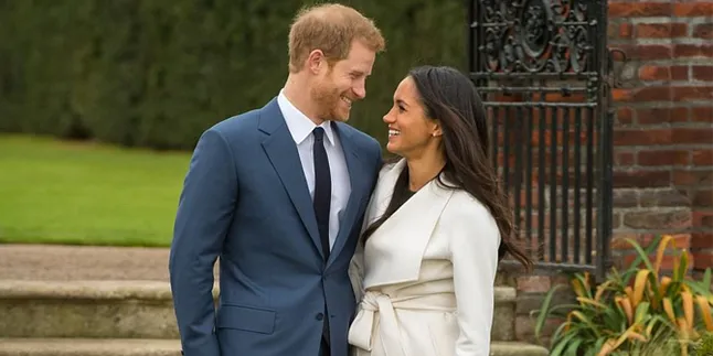 Cerita Romantis di Balik Pertunangan Pangeran Harry & Meghan Markle Cerita Romantis di Balik Pertunangan Pangeran Harry & Meghan Markle
