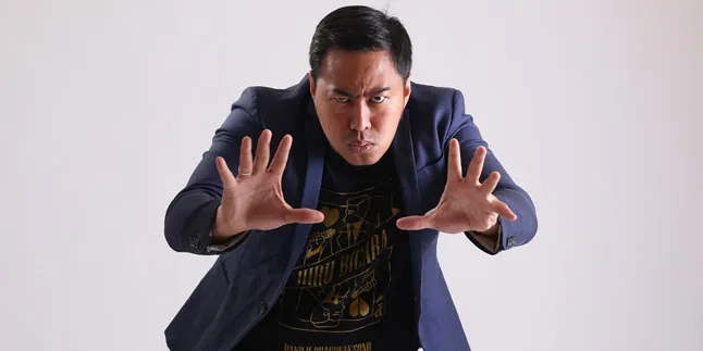Cerita Stand Up Paling Memalukan Bagi Pandji Pragiwaksono