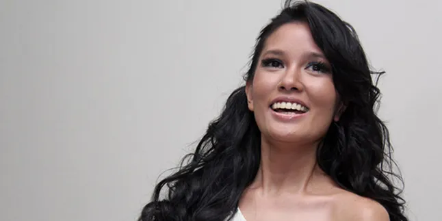 Cerita Titi Sjuman Soal Tio Pakusadewo