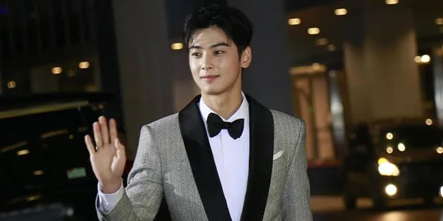 Cha Eun Woo Pakai Baby Filter, Mirip Dengan Aktris Drama dan Member TWICE Cha Eun Woo Pakai Baby Filter, Mirip Dengan Aktris Drama dan Member TWICE