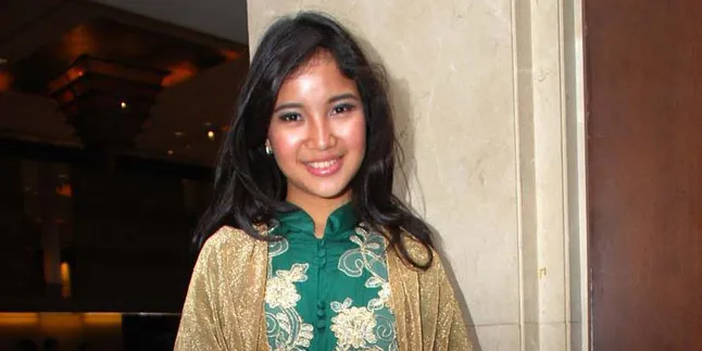 Chaca Frederica Puas Jadi Guru Bagi Anak Tidak Mampu