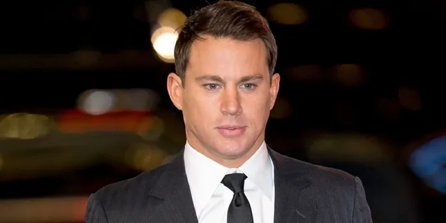 Channing Tatum Topless Berhasil Kalahkan Robot Terminator Channing Tatum Topless Berhasil Kalahkan Robot Terminator