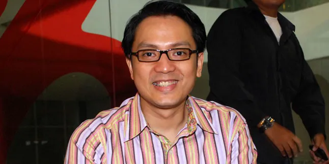 Charles Bonar Sirait Siapkan Buku Obat Anti Galau Untuk Mahasiswa