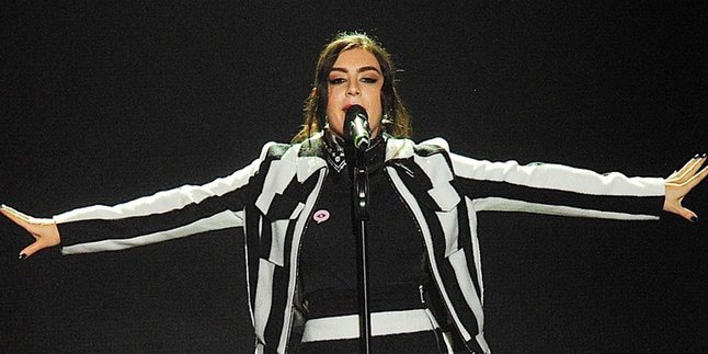 Charli XCX Punya Ekspektasi Lebih Pada Album Baru-nya