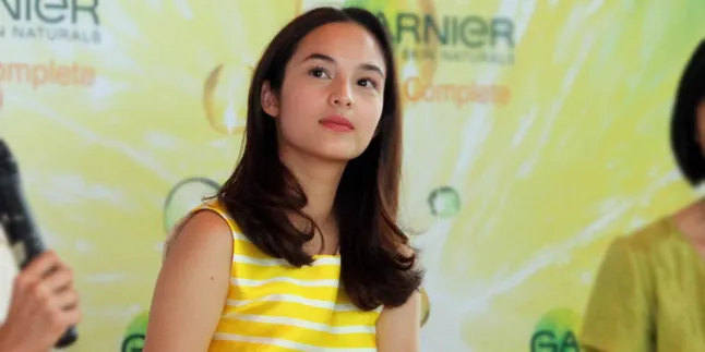 Chelsea Islan Ajak Wanita Indonesia Tampil Percaya Diri