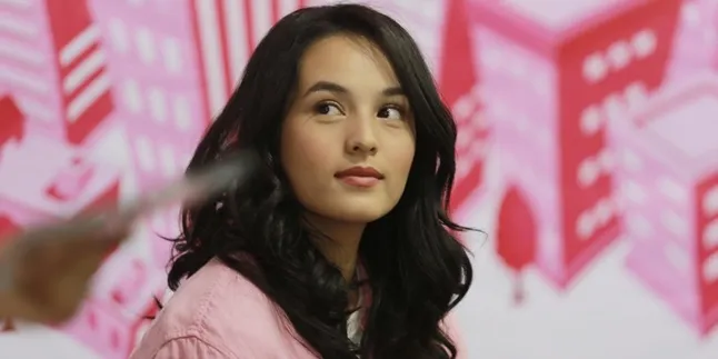 Chelsea Islan Punya Tips Untuk Mencegah Kanker Payudara Chelsea Islan Punya Tips Untuk Mencegah Kanker Payudara