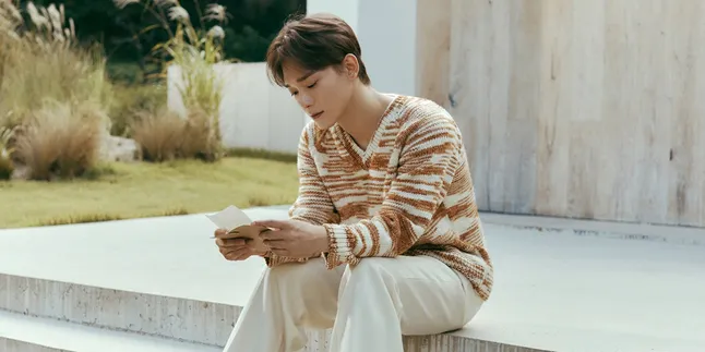CHEN EXO Rilis Solo Album 'Last Scene'