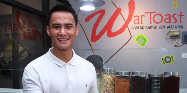 Gemar Makan Duren, Choky Sitohang Perkenalkan War Toast