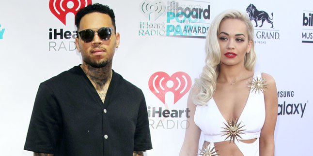 Chris Brown dan Rita Ora Kompak Upload Foto 'Body On Me'