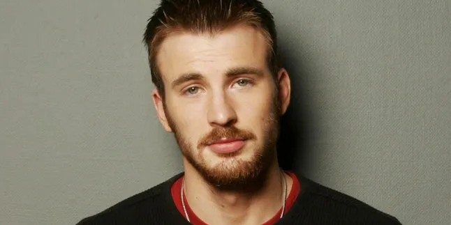 Chris Evans Dikontrak 6 Film Oleh Marvel Studios