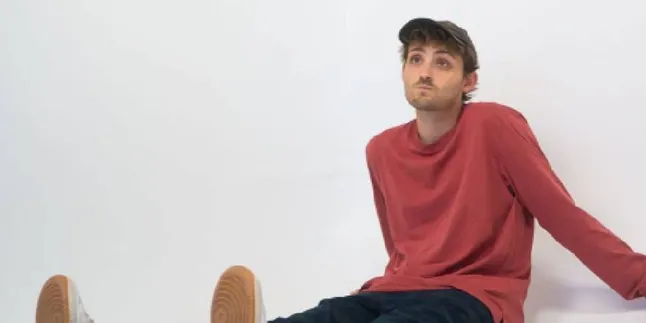 Chris James Rilis Single yang Bertajuk HEY IT'S ME