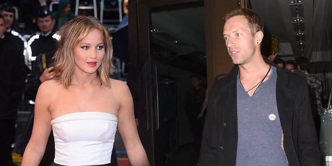 Chris Martin Tulis Lagu Cinta Untuk Jennifer Lawrence