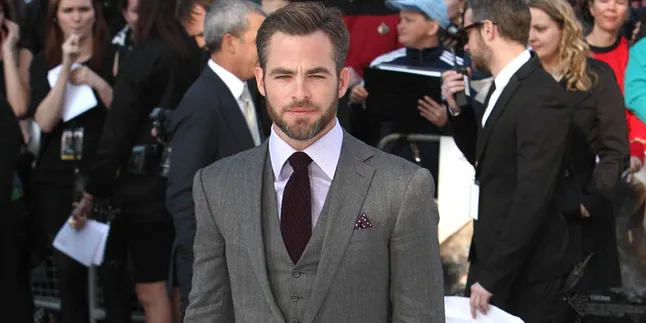 Chris Pine Ditangkap Polisi di Selandia Baru