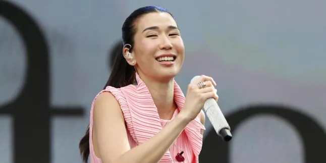 Christie Turun Panggung di KLBB 2026 Hari Pertama, Fans Histeris