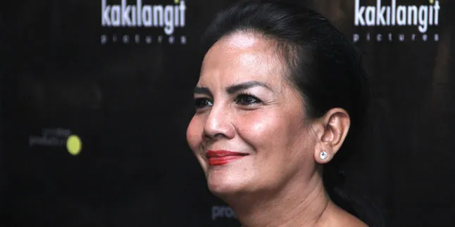 Christine Hakim: Kita Tak Tahu Esok, Mengalir Saja