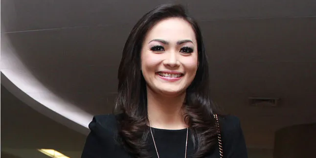 Christy Jusung Tak Mau Ungkap Penyebab Cerai