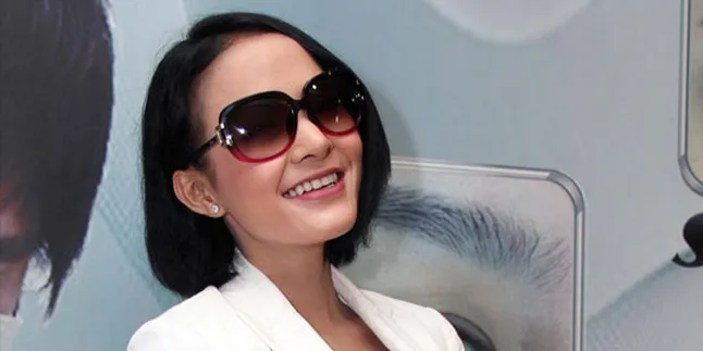 Chynthiara Alona Bantah Pacaran Dengan Mike Lewis