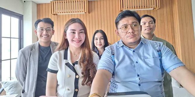 Cindy Rizap Hidup Mewah Sejak Kecil, Bantah Biaya Oplas Hasil Jadi Simpanan