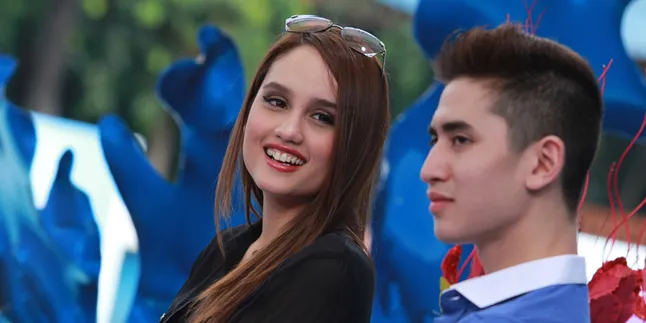 Cinta Laura Balik ke AS Tunggu Ultah Verrell