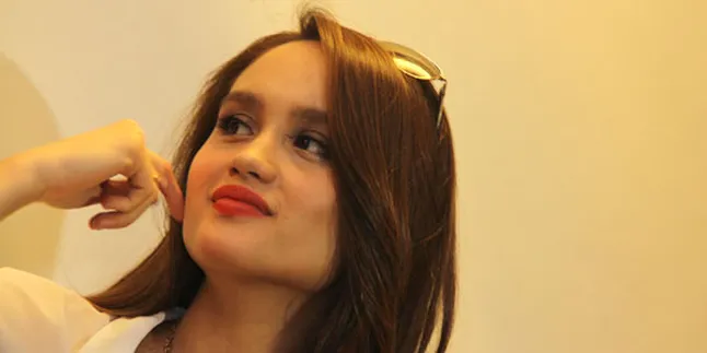 Cinta Laura Kali Pertama Ambil Job Acara Sahur Cinta Laura Kali Pertama Ambil Job Acara Sahur