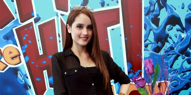 Cinta Laura Tak Akan Lupakan Indonesia