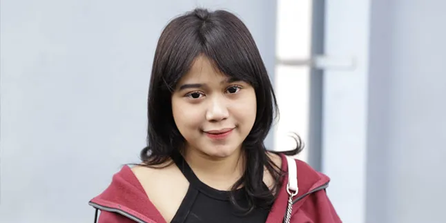 Cinta Mati Pada Sneakers, Brisia Jodie Mengaku Anti High Heels Cinta Mati Pada Sneakers, Brisia Jodie Mengaku Anti High Heels