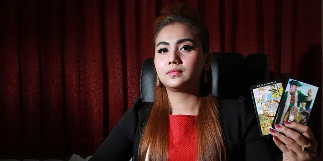 Cinta, Uang, Karir Urusan Yang Sering Diramal