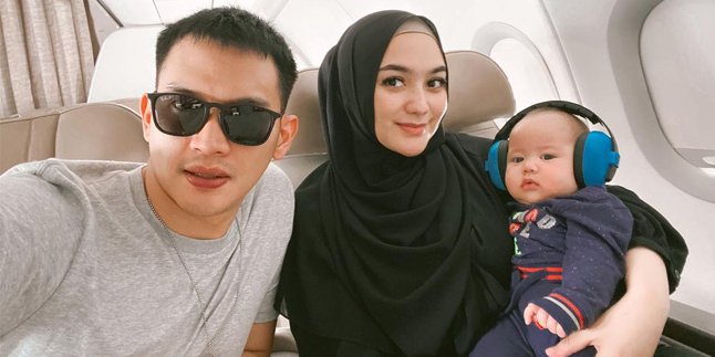 Citra Kirana Shows Selfie with Rezky Aditya, Haven't Taken a Photo Together Since Having a Child