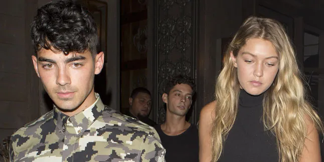 Cium di Kening, Kencan Gigi Hadid dan Joe Jonas Super Mesra
