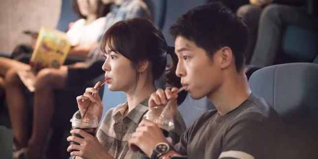 Ciuman Song Hye Kyo dan Song Joong Ki di 'DOTS' Jadi Medali Emas Ciuman Song Hye Kyo dan Song Joong Ki di 'DOTS' Jadi Medali Emas