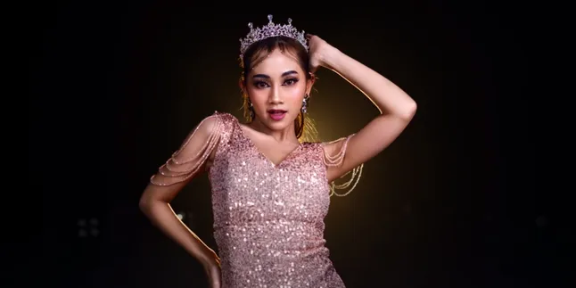 Clarisa Arda Rilis Lagu Superwoman Se Indonesia, Gabungkan Kpop dan Dangdut Clarisa Arda Rilis Lagu Superwoman Se Indonesia, Gabungkan Kpop dan Dangdut