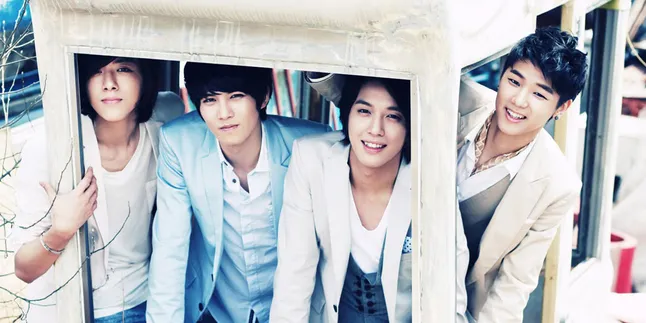 CN Blue Jalani Selca di Lokasi Syuting MV