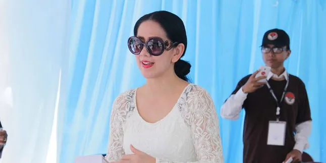 Coblos Nomor 1, Venna Melinda Berharap Jakarta Punya Inovasi Coblos Nomor 1, Venna Melinda Berharap Jakarta Punya Inovasi