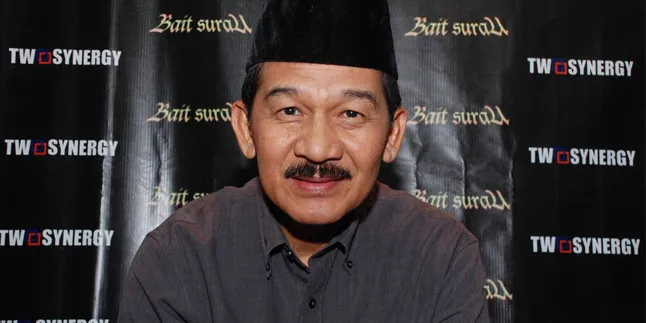 Cok Simbara: Kerja Bareng Ully Artha, Kadang Ketemu, Kadang Enggak Cok Simbara: Kerja Bareng Ully Artha, Kadang Ketemu, Kadang Enggak