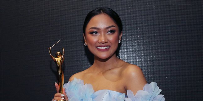 Congrat! Marion Jola jadi Best New Asian Artist di Ajang MAMA 2018