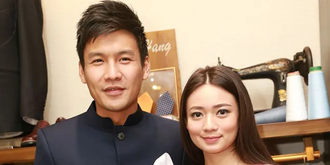 Congrats, Fendy Chou dan Stella Cornelia Resmi Menikah!
