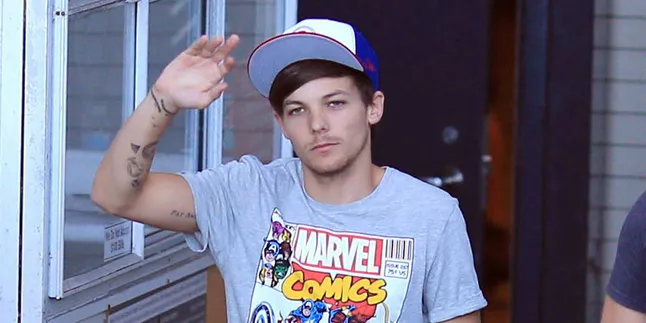 Congrats! Ibu Louis Tomlinson Hamil Anak Kembar