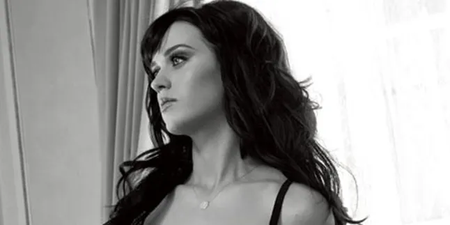 Congrats! Katy Perry Dinobatkan Sebagai Wanita Terseksi 2013
