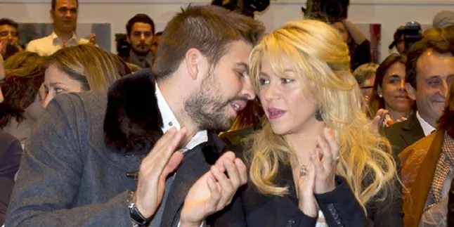 Congrats! Shakira Hamil Anak Pertama!