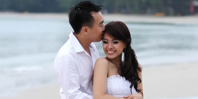 Congratulation! Winda Viska Resmi Jadi Istri Mulyadi Tan