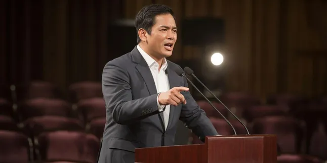 Contoh Teks Monolog: Panduan Lengkap untuk Memahami Seni Berbicara Tunggal