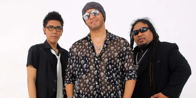Cozy Republic Beri Warna Lain Di Rock Fest 2012 Cozy Republic Beri Warna Lain Di Rock Fest 2012
